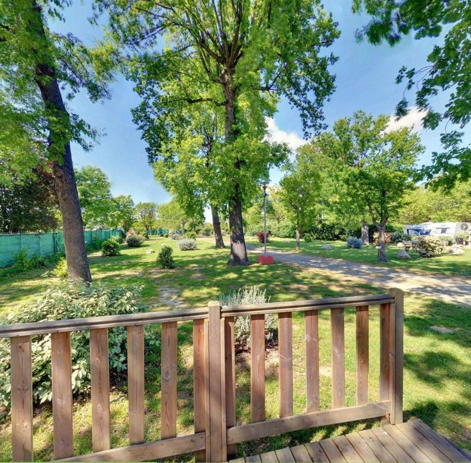 Camping Le Rupe Toulouse Exterior photo